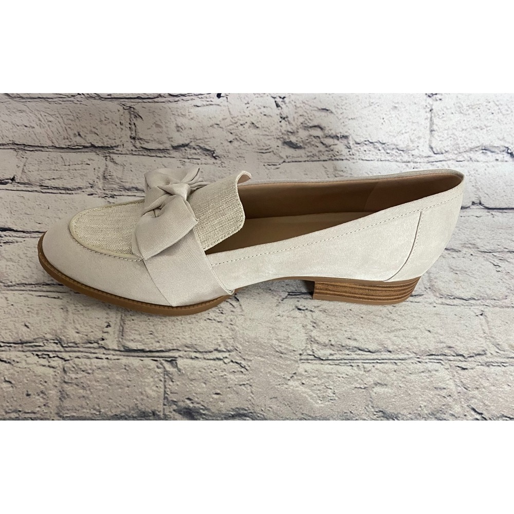 Bandolino NWOT Womens Lindio Loafers 11M Natural Cream Bow Slip On - Picture 11 of 15